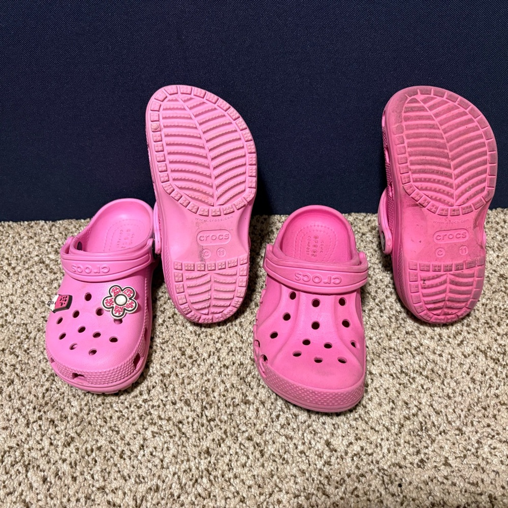 CROCS Kids Pink Flower Clogs